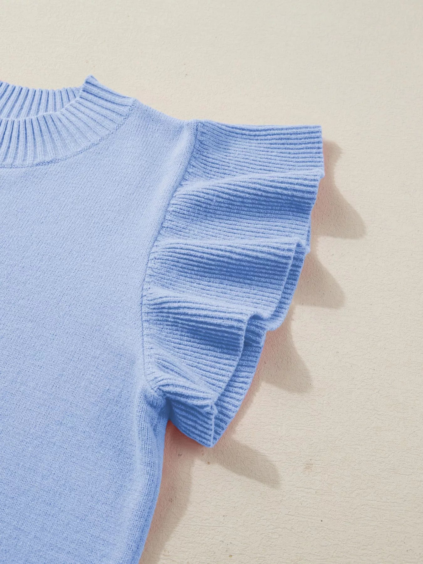 Chic women sweater solid color ruffle sleeve ribbed trim outfit 