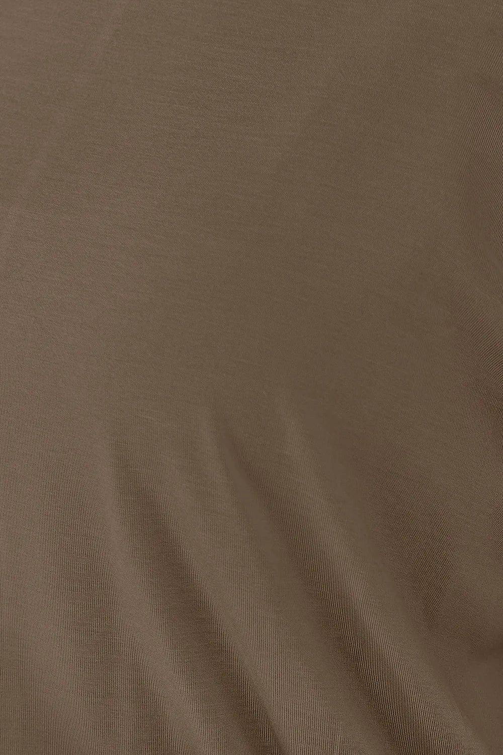 Modern women top batwing sleeve round neck full size look