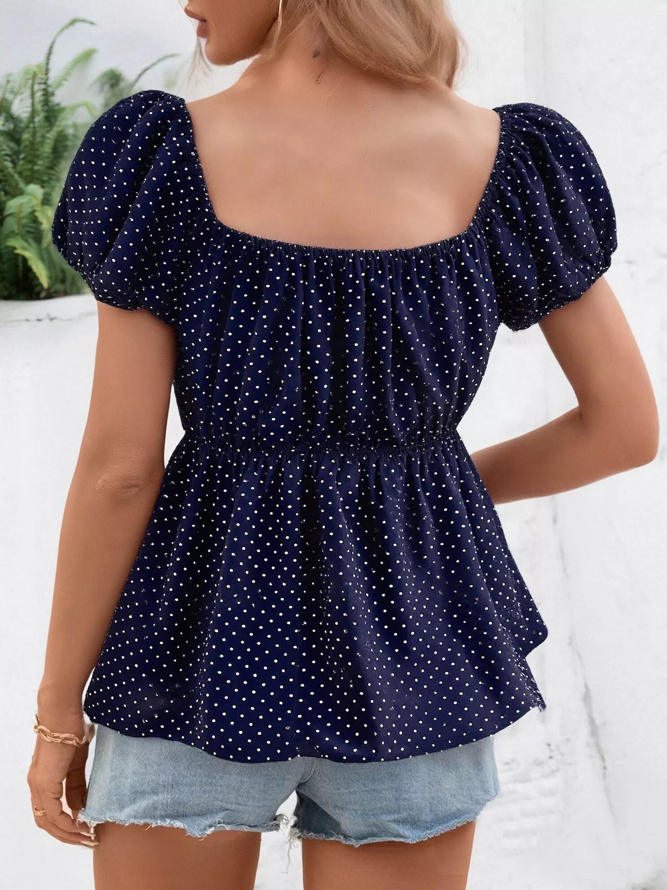 Stylish polka dot blouse for women short sleeve casual design 