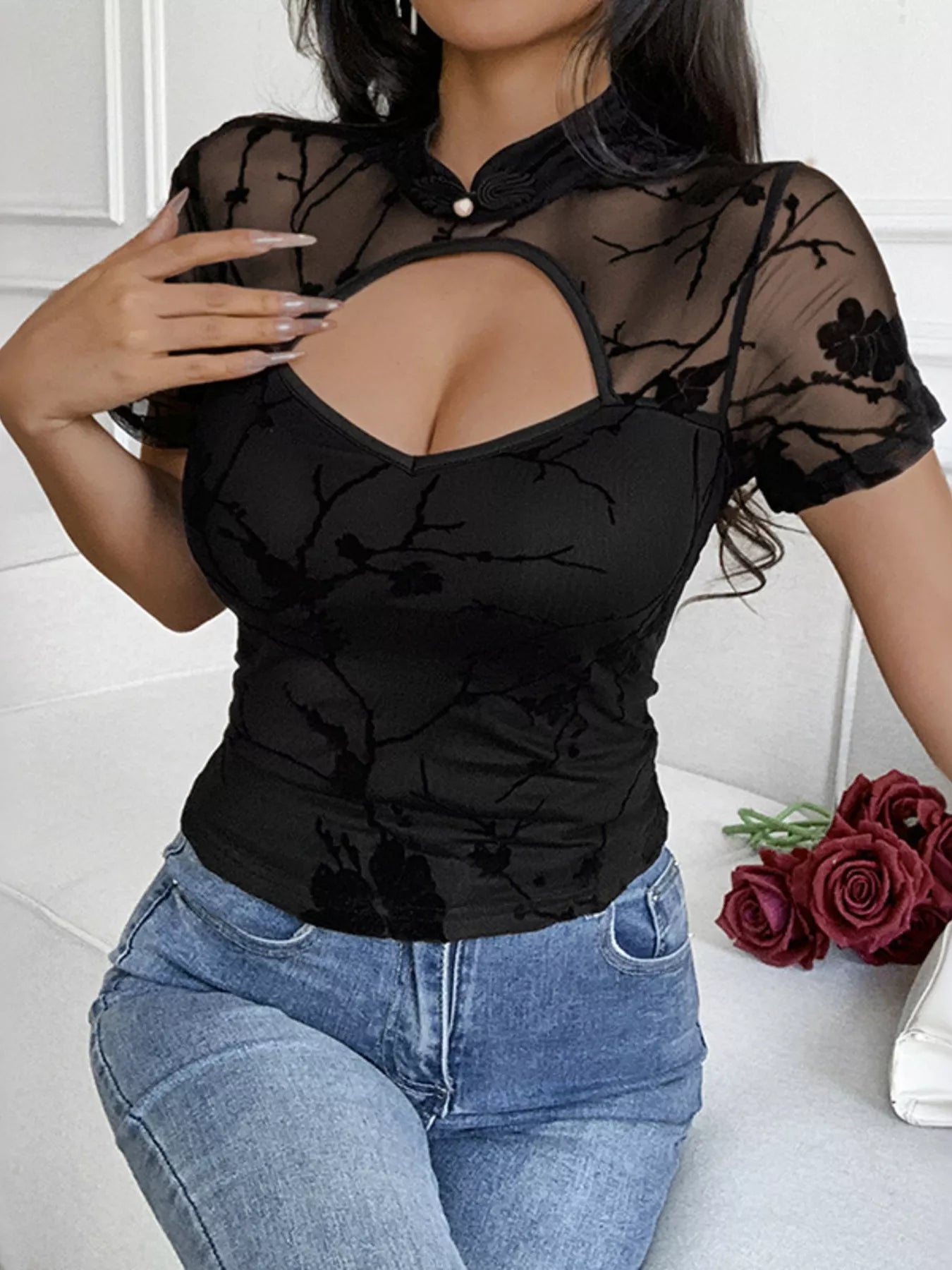 Women cutout front tee short sleeve stretchy casual top