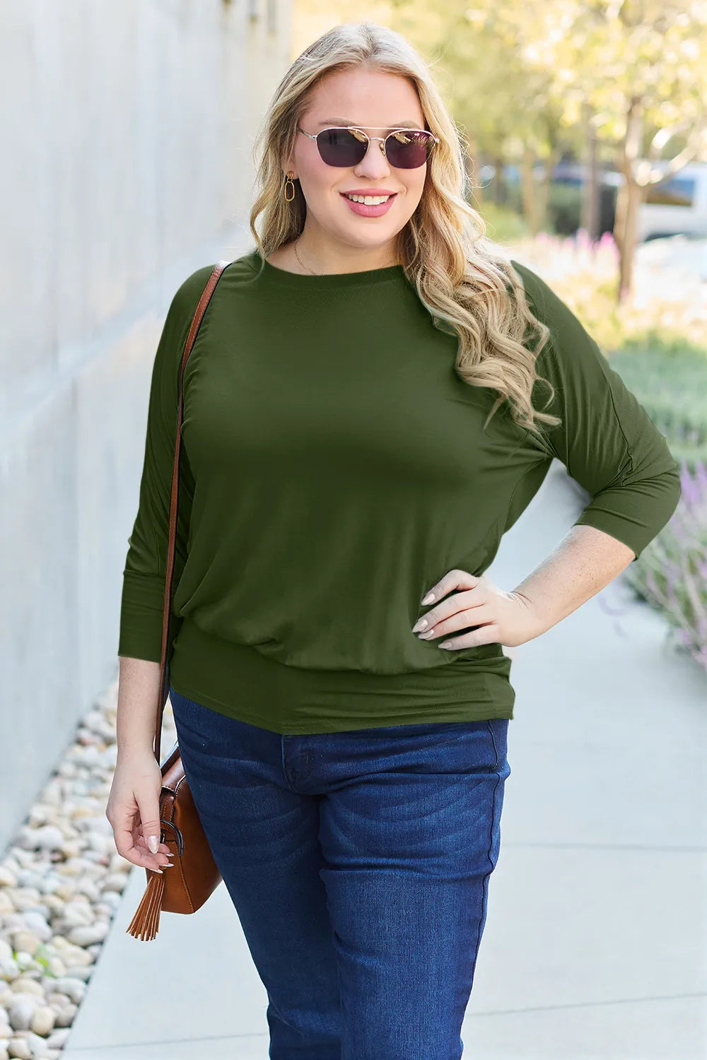 Breathable batwing sleeve top for women round neck full size